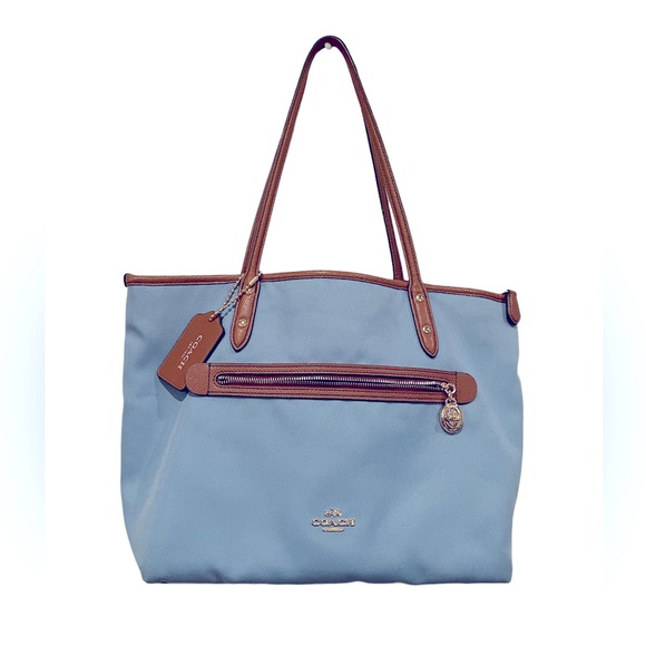 Coach Handbags - Coach purse